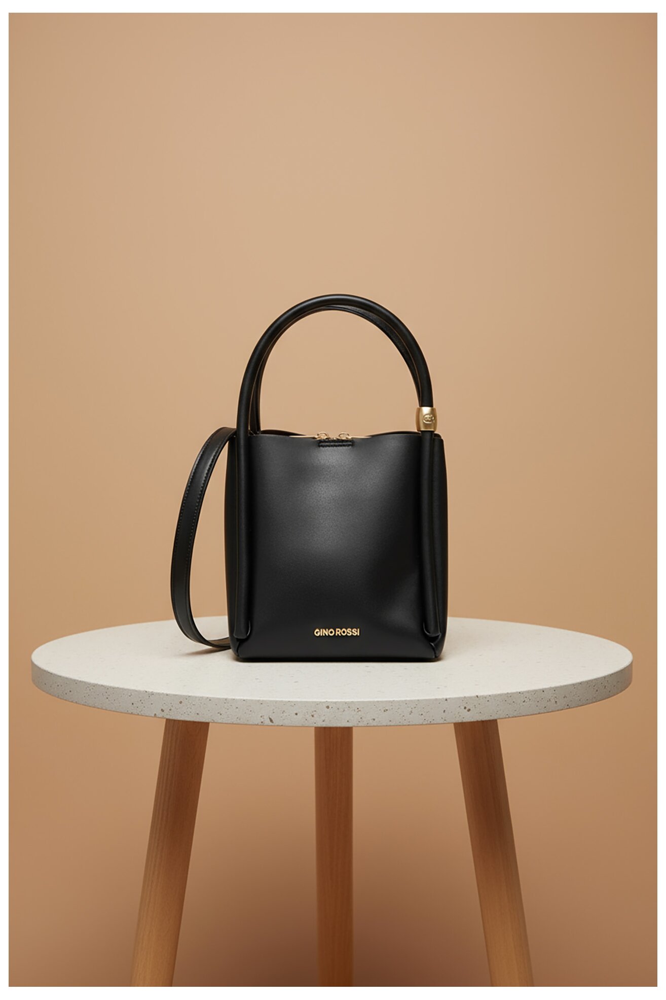 Kézitáska Gino Rossi CEO-SADE-LX10152 FEKETE