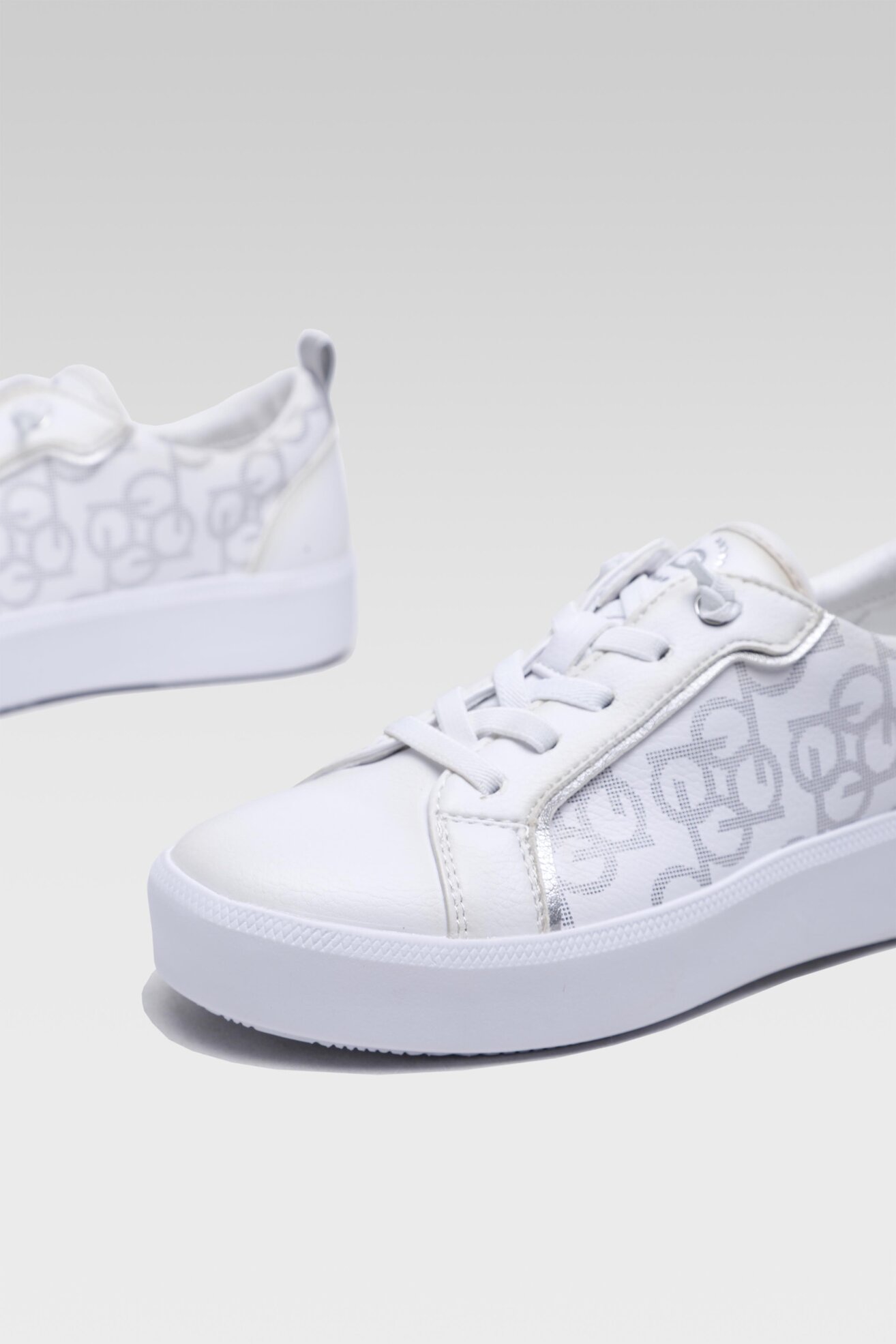 Sneakers Bugatti 435-4071I-5050-2013 Biały