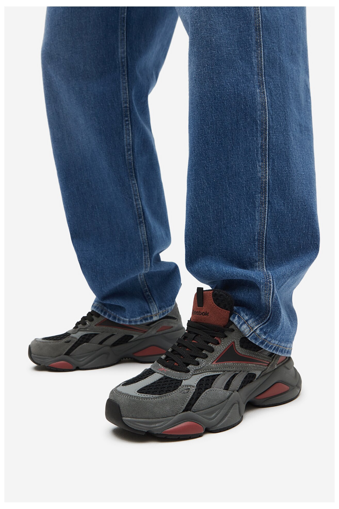 Кросівки спортивні Reebok CHARGE AR30246MNRB СІРИЙ