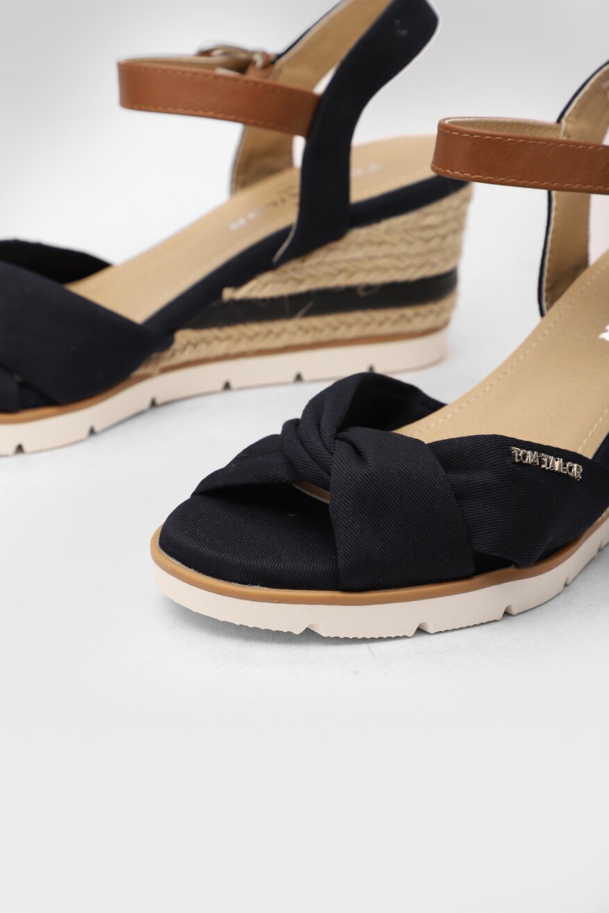 
                Tom Tailor - Sandały na koturnie boho - 5903698431406