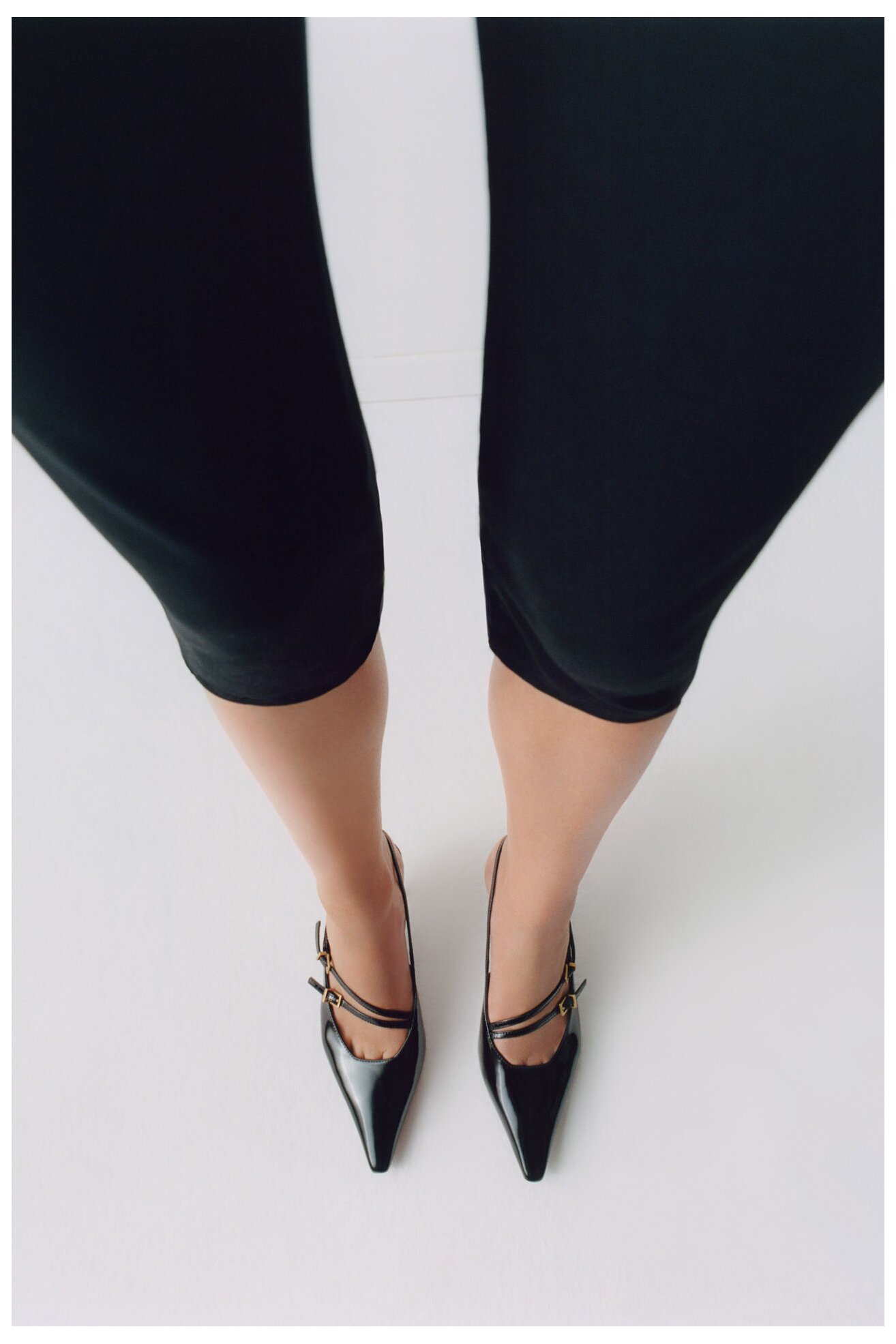 Елегантни обувки Gino Rossi RAFA-116131 ЧЕРЕН