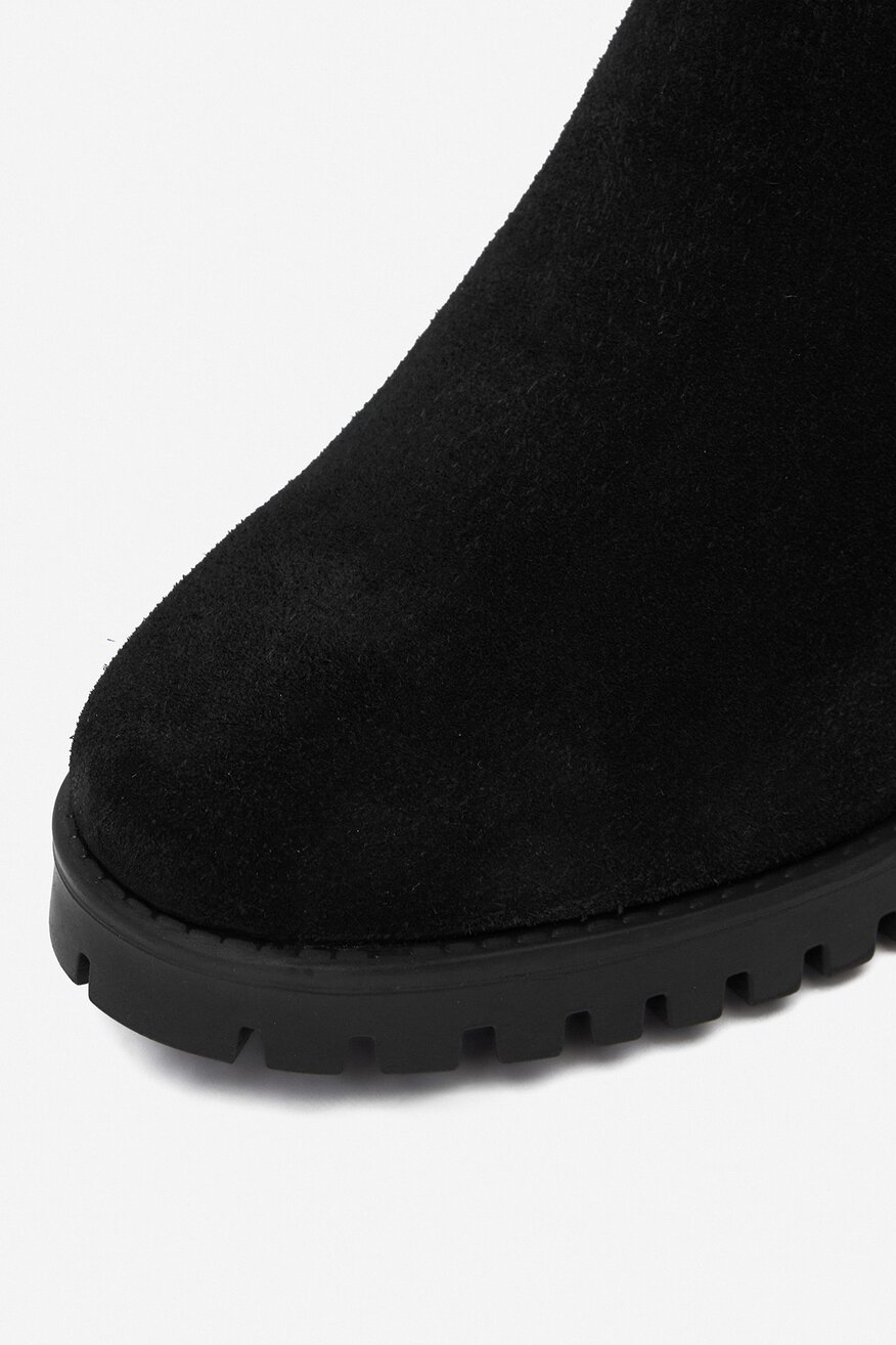 
                Kratke čizme Lasocki CRNA - 5906751362372