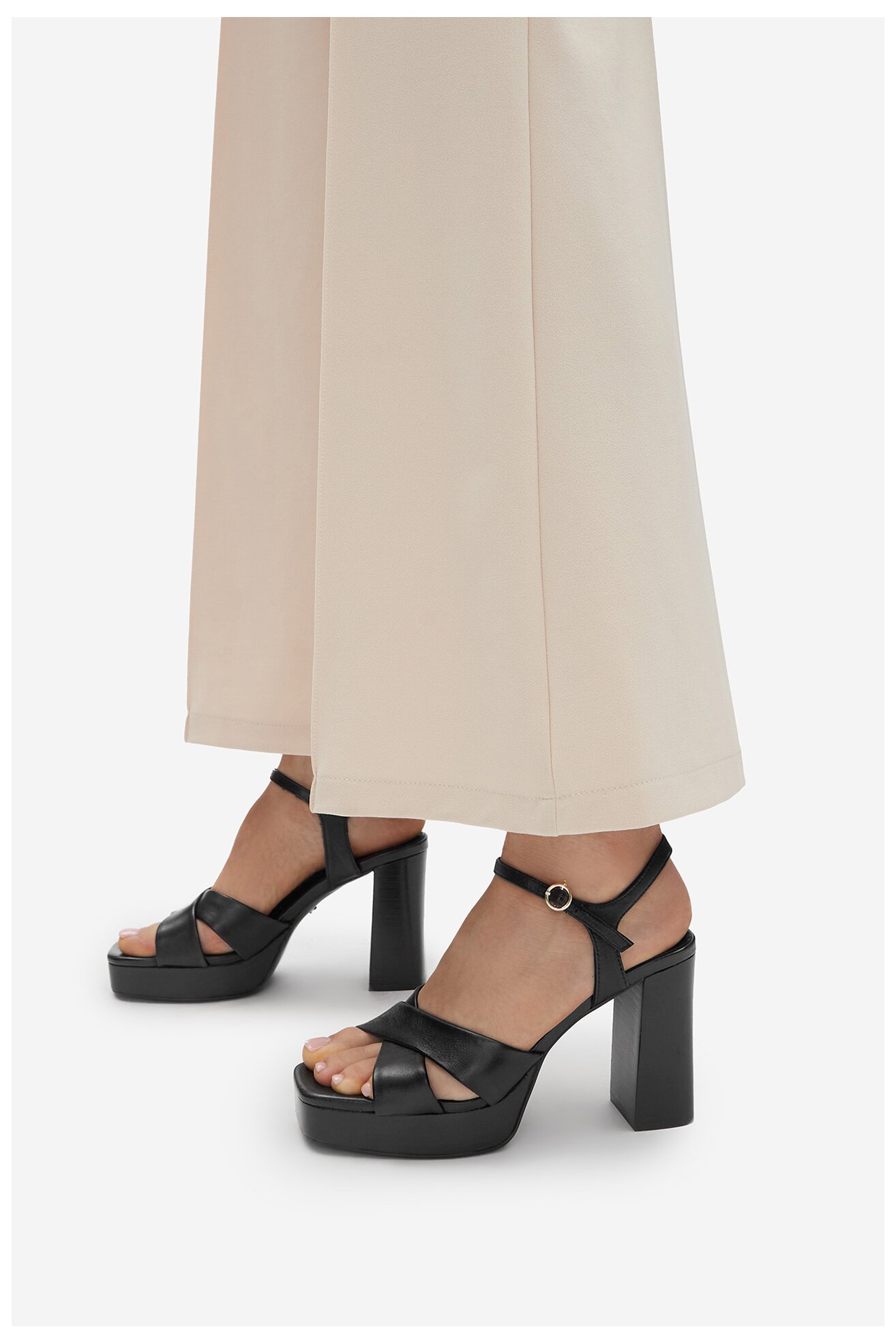 Сандали Gino Rossi ALIA-118081 ЧЕРЕН