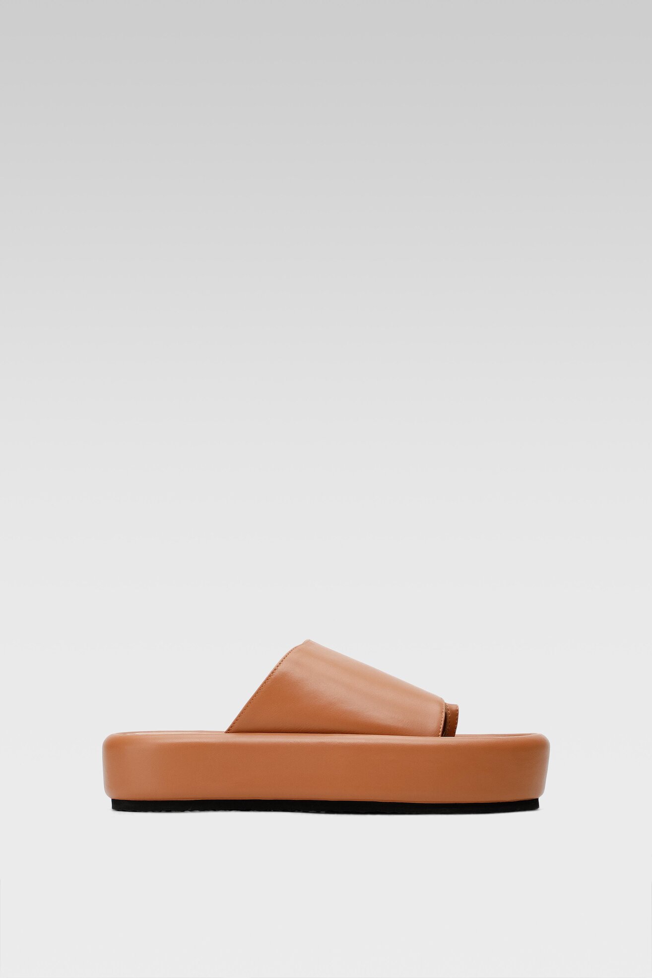 Klapki Gino Rossi 22SS58 Camel