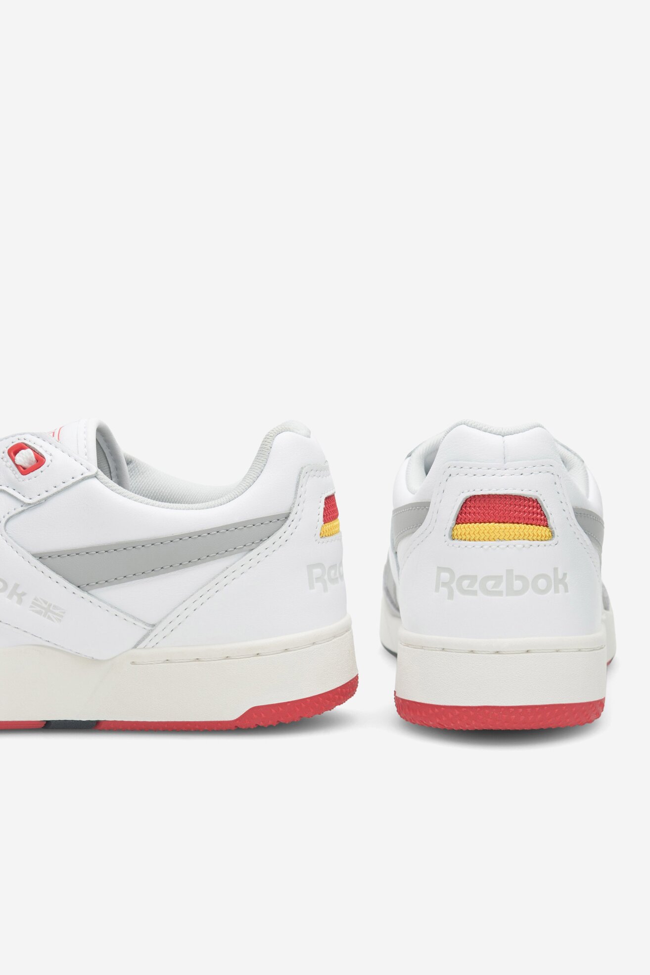Sneakerși Reebok BB 4000 II HQ3582-M ALB