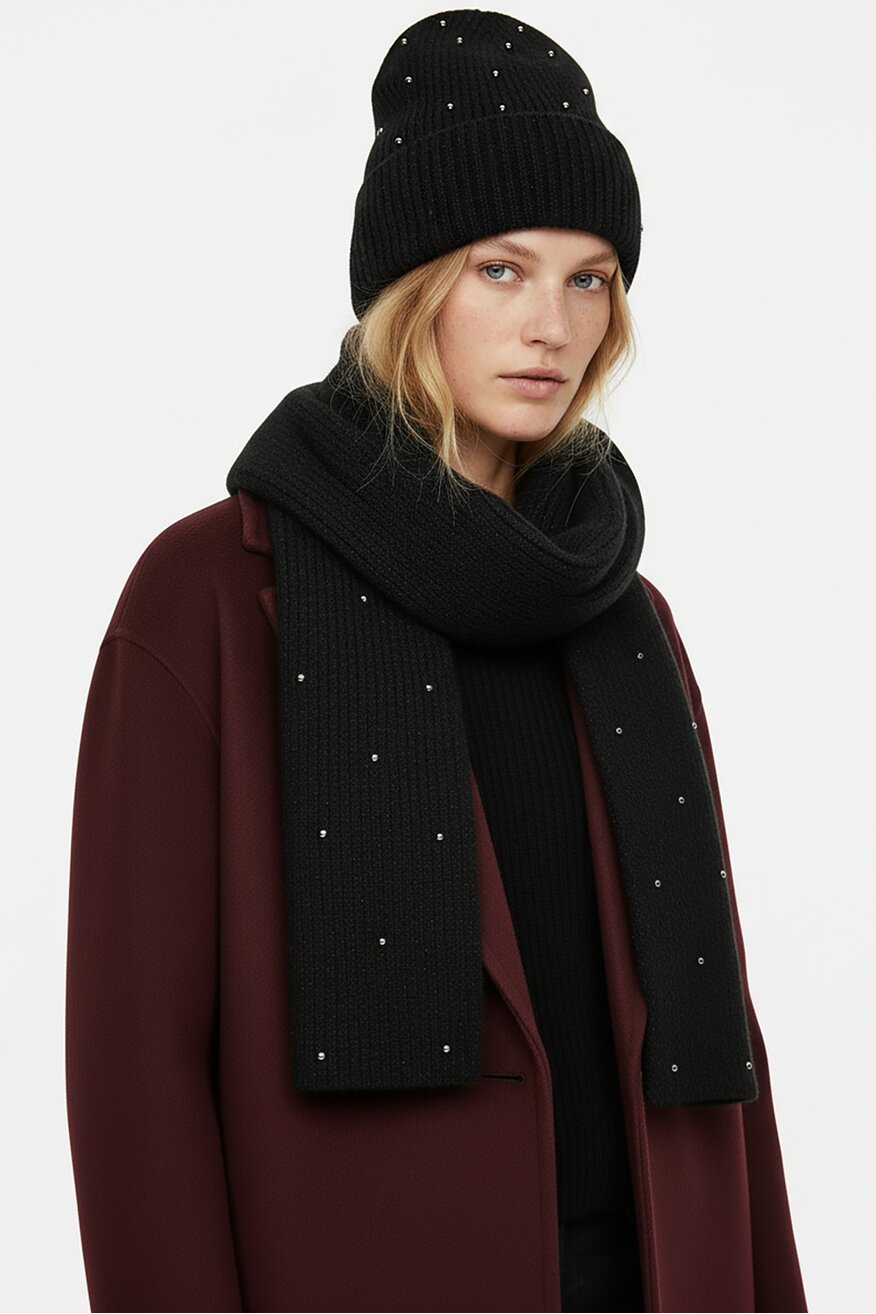 Ženska kapa NINE WEST CRNA - 5906751366264