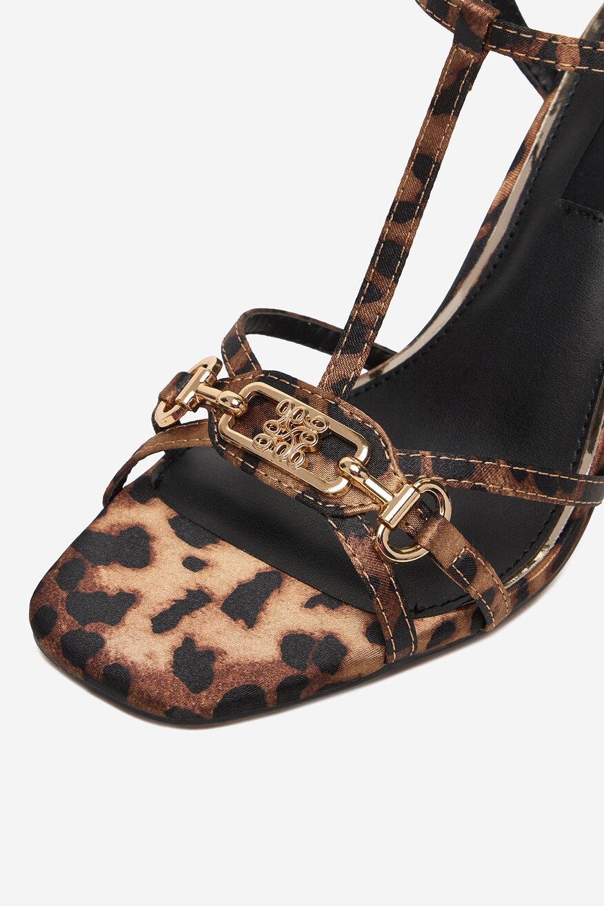 
                Сандалі NINE WEST КОРИЧНЕВИЙ - 5906751948934