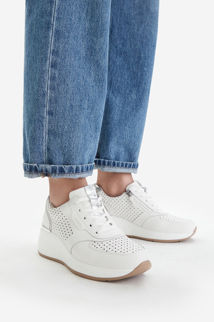 
                Tornacipő Lasocki FEHÉR - 5906751631331