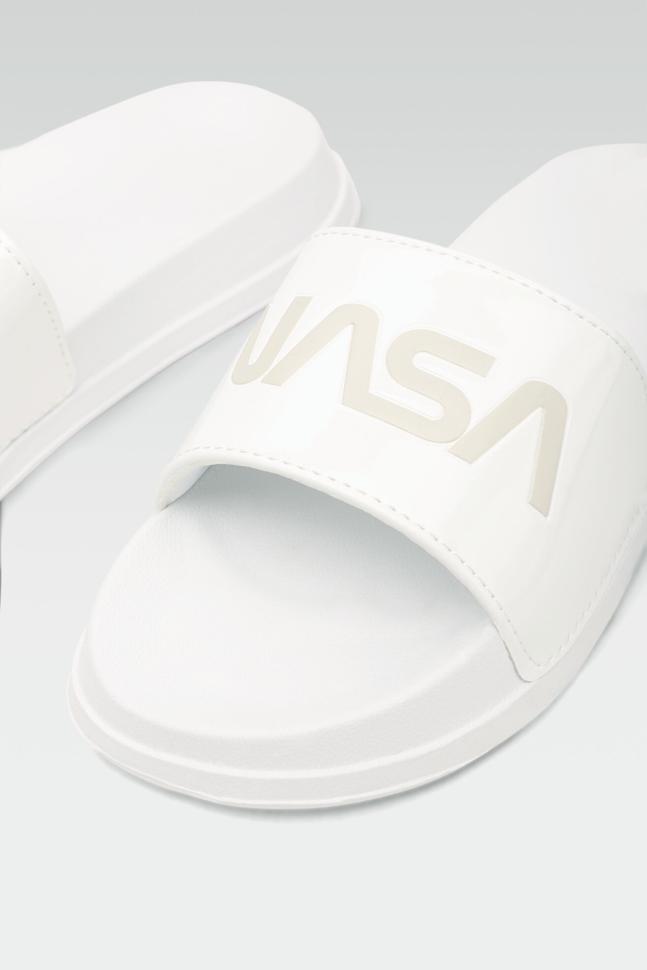 Klapki basenowe NASA POOLNAS21-2-01 Biały