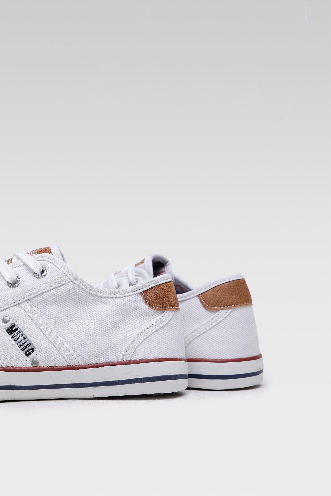 Trampki Mustang 4058-305-1 Biały