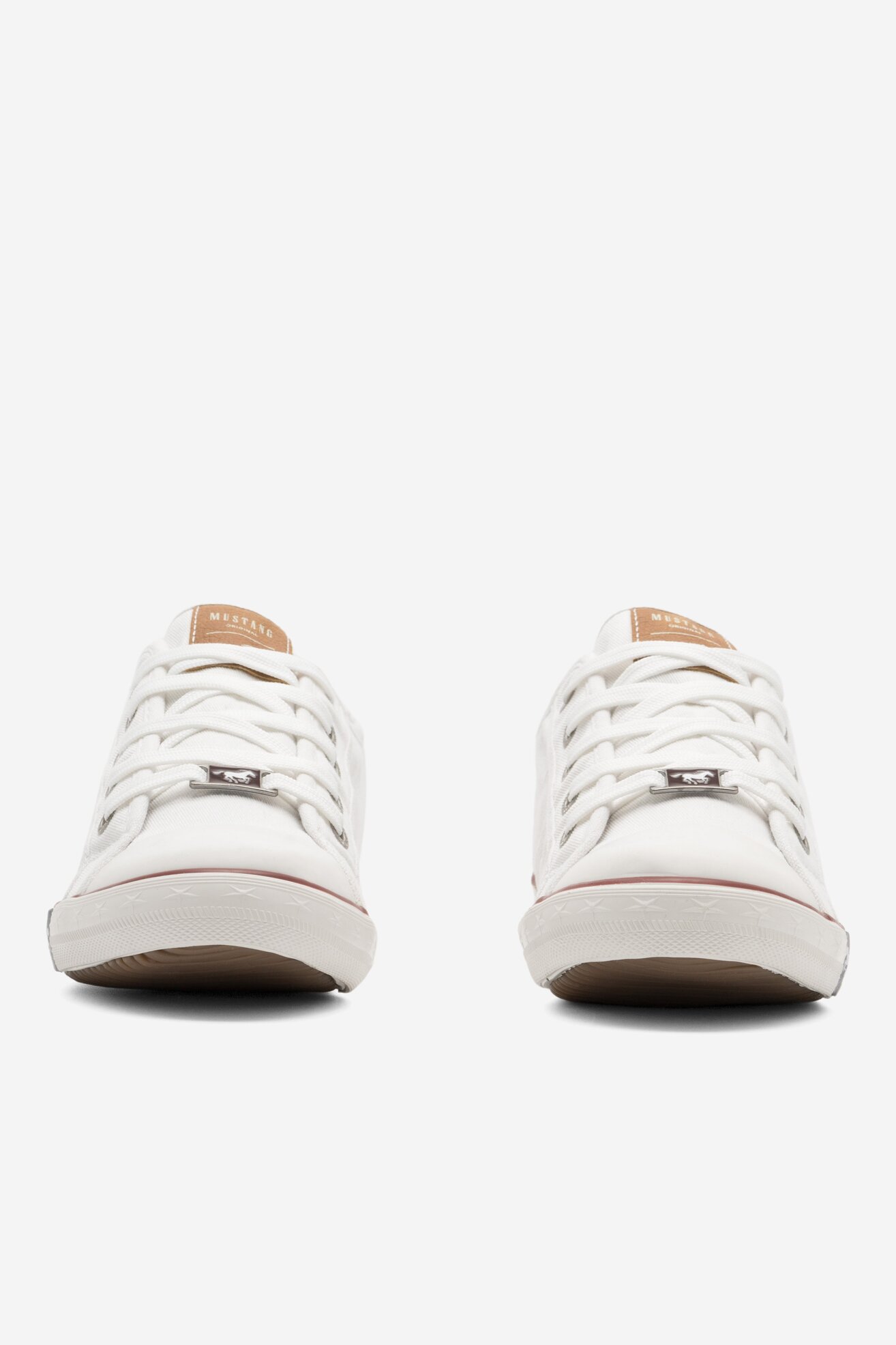 Plátěná obuv Mustang 1099-310 BÍLÁ