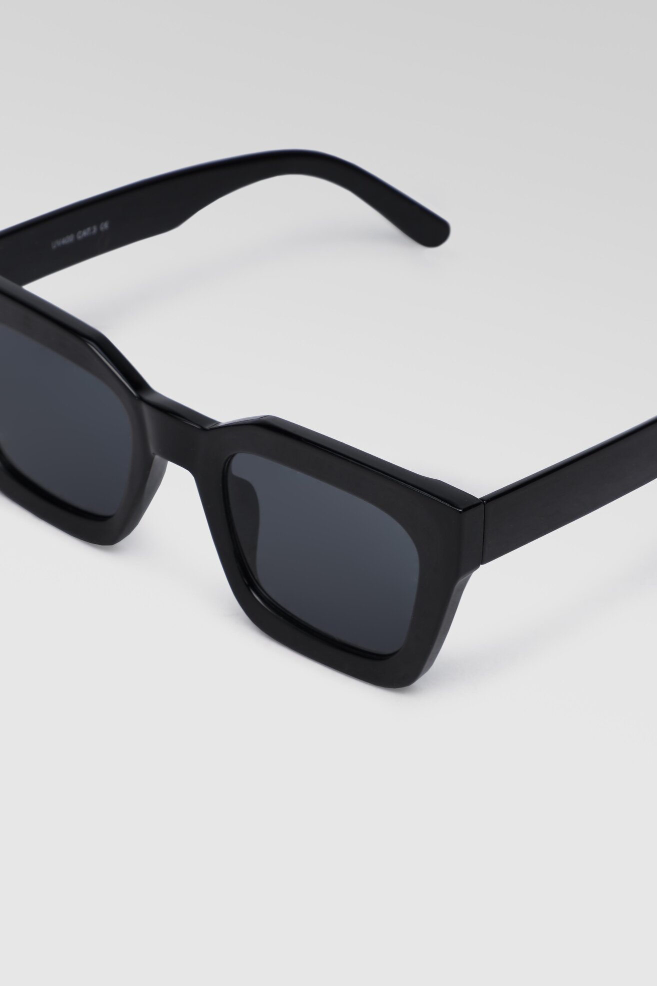 Okulary damskie ACCCESSORIES 1WA-052-SS21 Czarny