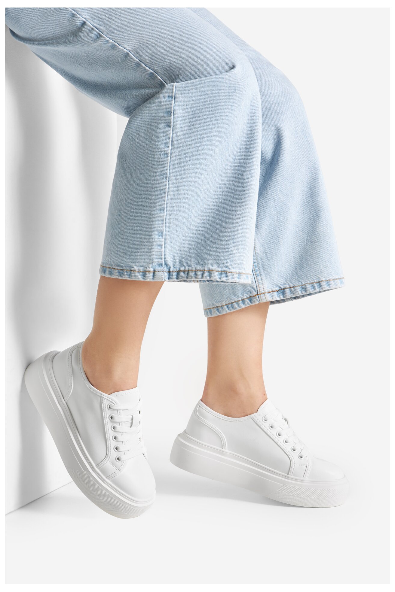 Sneakers Badura PONY-461002-1-01 Biały