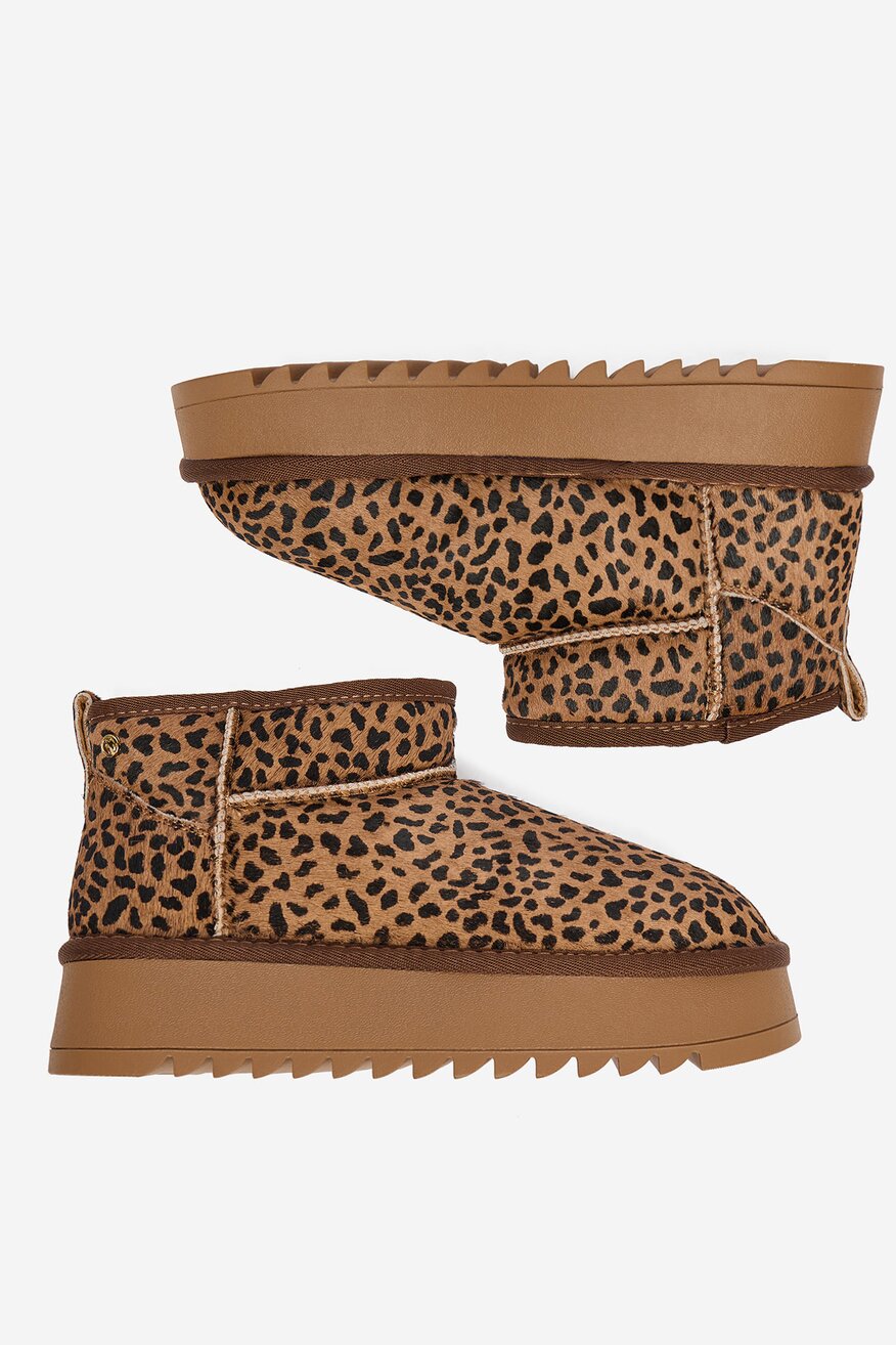 
                Bokacsizma EVA MINGE FEKETE - 5906751430842