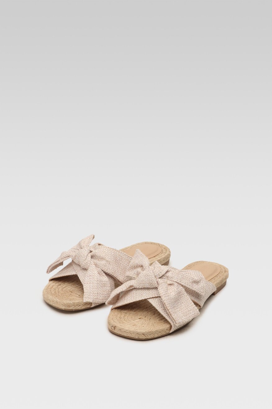 
                Jenny Fairy - Klapki z aplikacją beżowe - 5904248717551