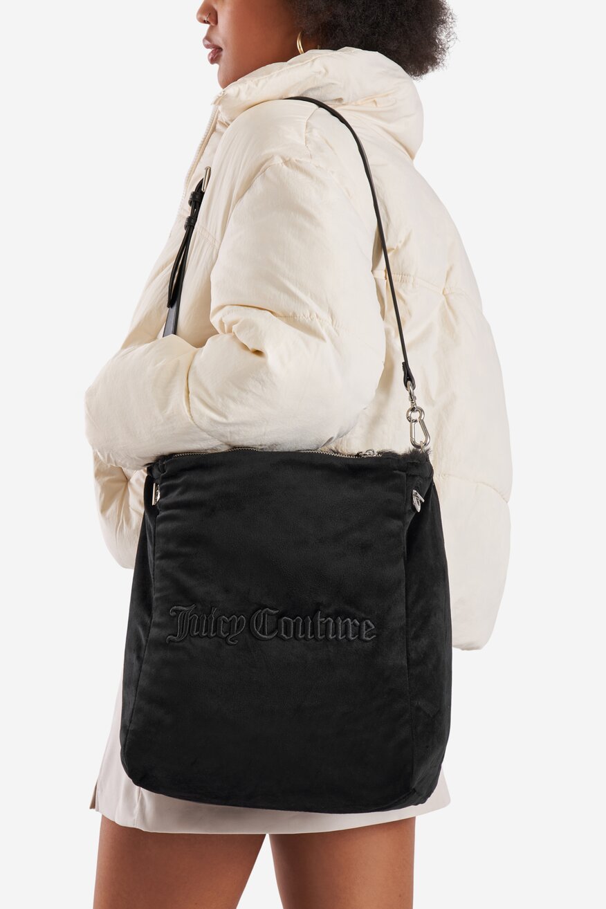 
                Дамска чанта Juicy Couture ЧЕРЕН - 5905588969402