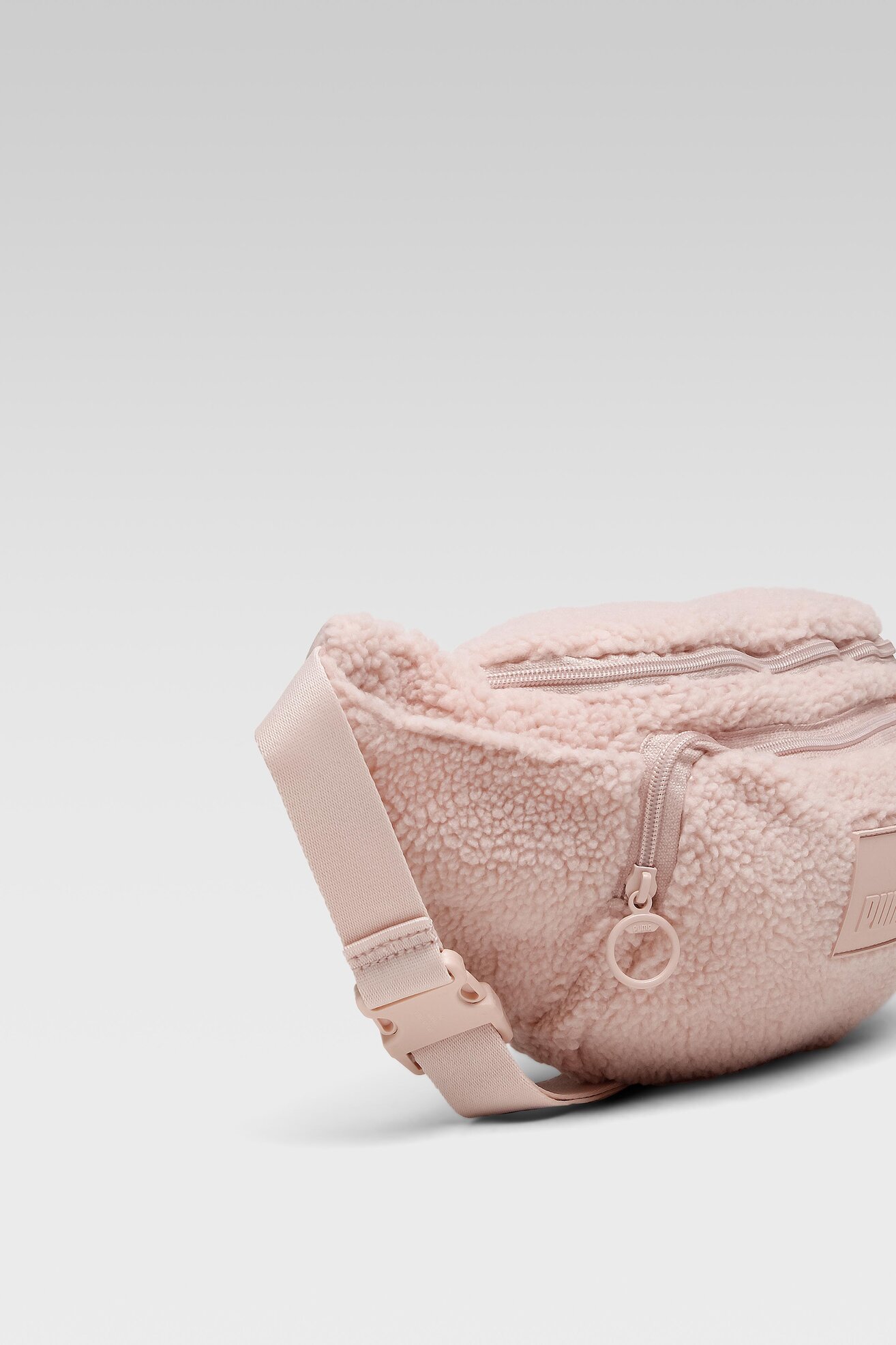 Torebka młodzieżowa Puma CORE SHERPA WAIST BAG 7916202 Różowy