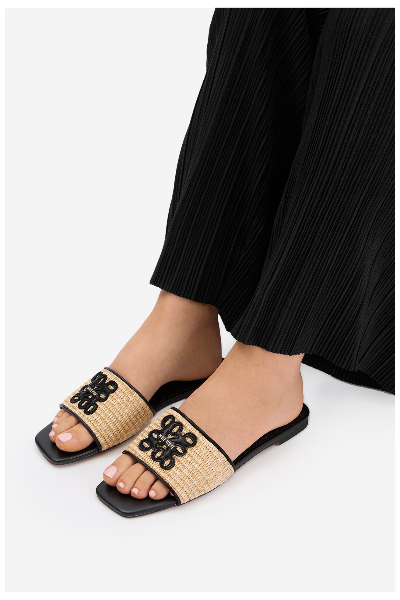 Klapki NINE WEST CEO-SMRL393661 Czarny