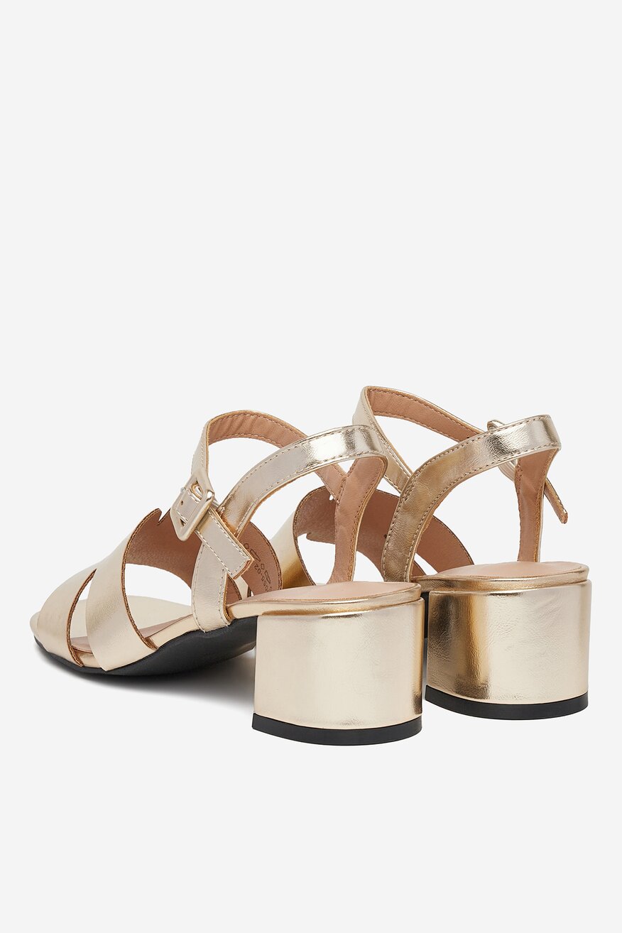Sandály Clara Barson ZLATÁ - 5903698594316