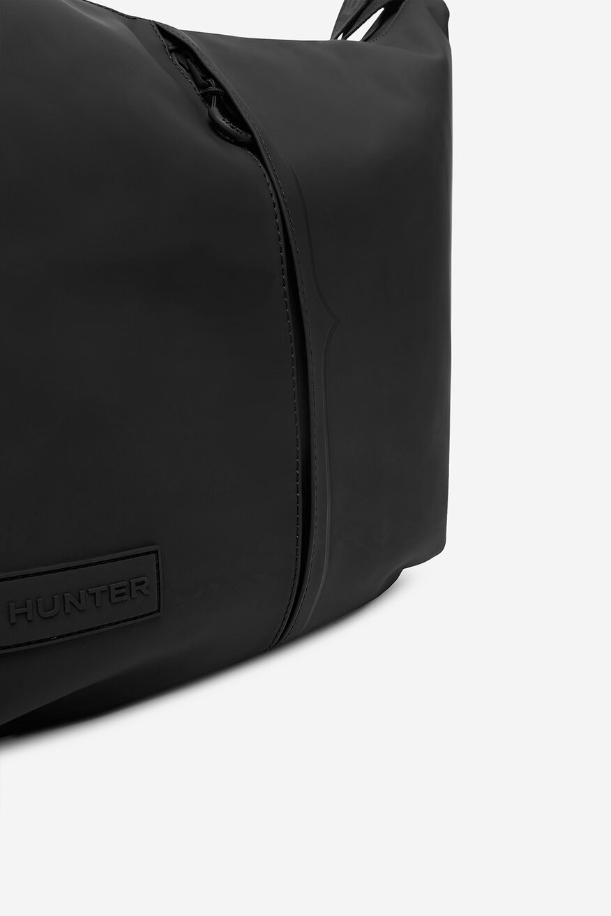 
                Kézitáska HUNTER FEKETE - 5906751446218