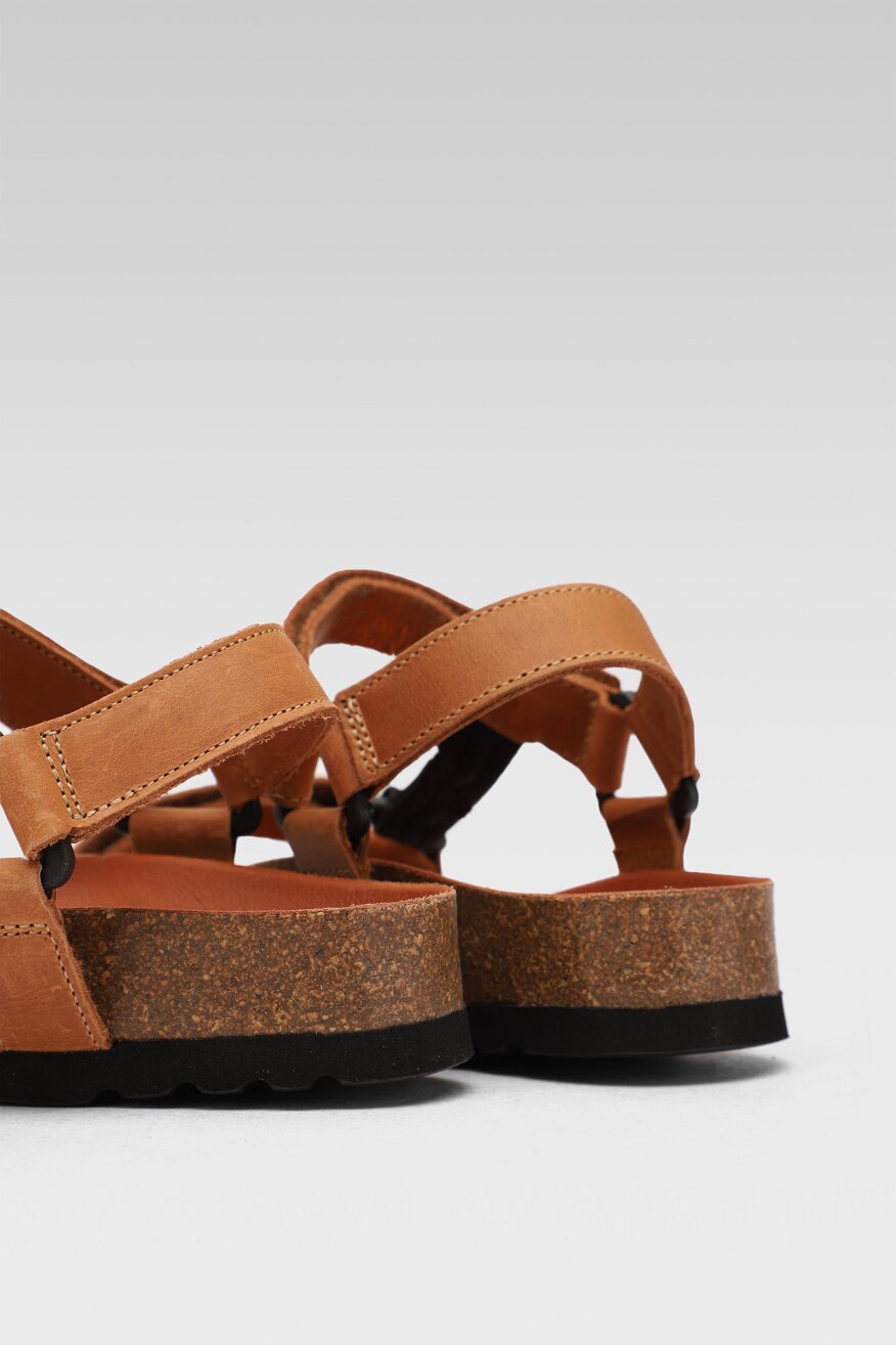 
                Scholl - Skórzane sandały brązowe - 5904248384753