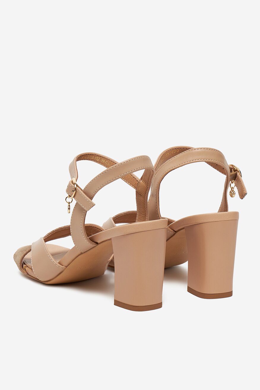 
                Сандали Lasocki БЕЖОВ - 5903698597874