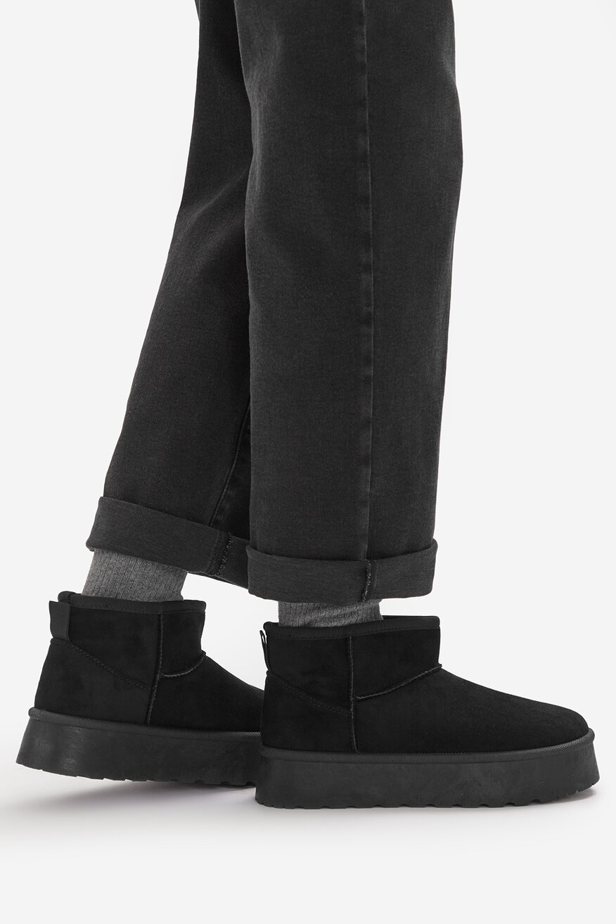 
                        Botki Jenny CEO-WSX23-01 Czarny - 5906751379660