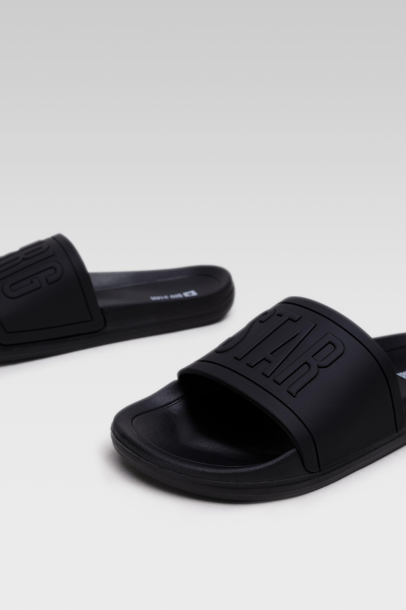 Klapki Big Star DD174690C Czarny