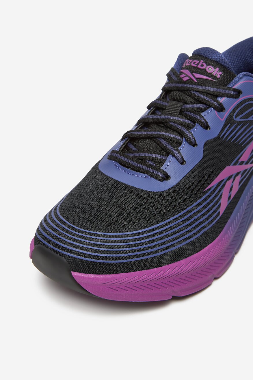 Reebok - ROAD STRIDER - 5904862331218