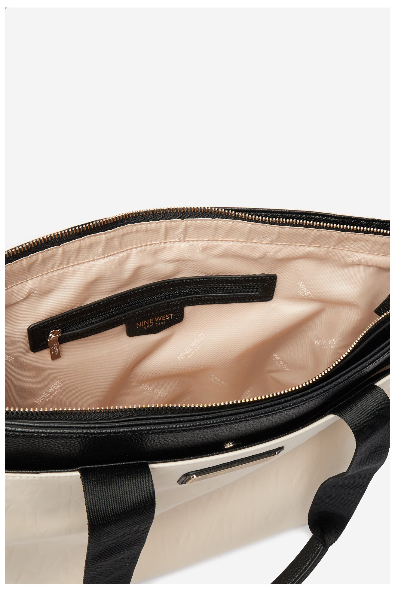 Дамска чанта NINE WEST CEO-BRIELLE-LA374-4705 СЛОНОВА КОСТ