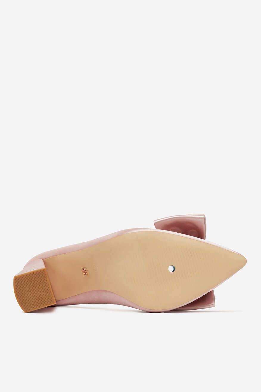 
                Pantofi cu toc DeeZee ROZ - 5906751082508