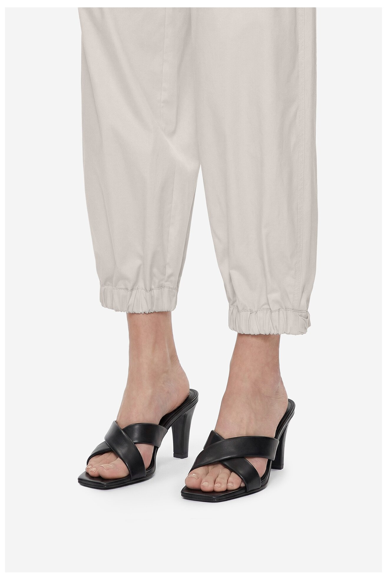 Klapki Gino Rossi EO-GL95F-970 Czarny