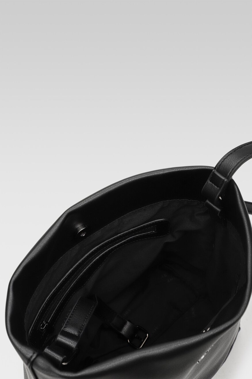 
                Дамска чанта Jenny Fairy ЧЕРЕН - 5903698832609