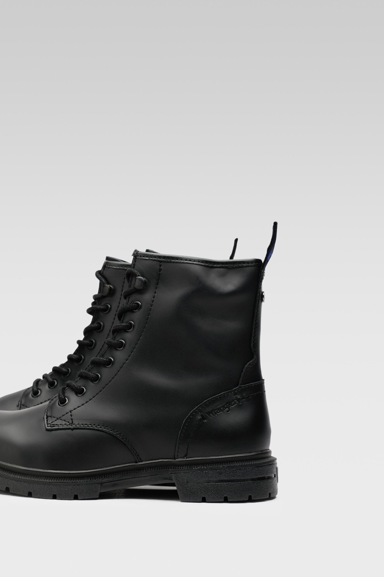 Trzewiki Wrangler WM22072M Czarny