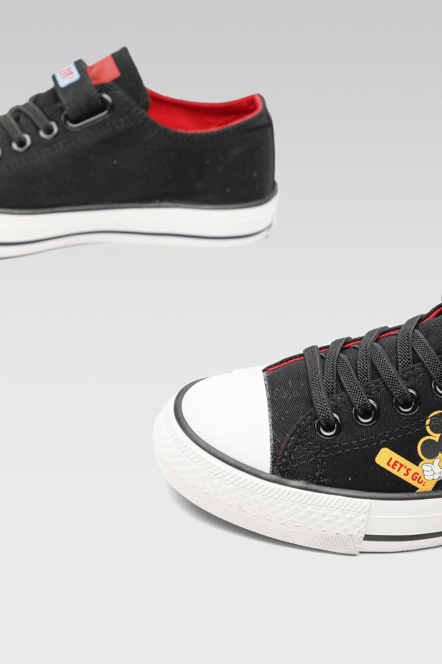 
                Mickey&Friends - Trampki na rzepy - 5904862263137