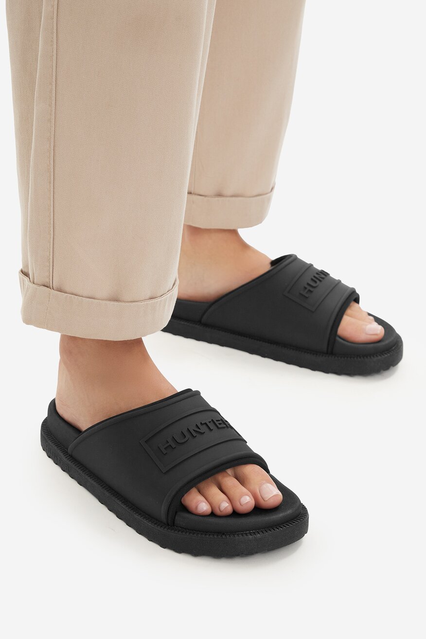 
                Шльопанець для басейну HUNTER ЧОРНИЙ - 5907964067689