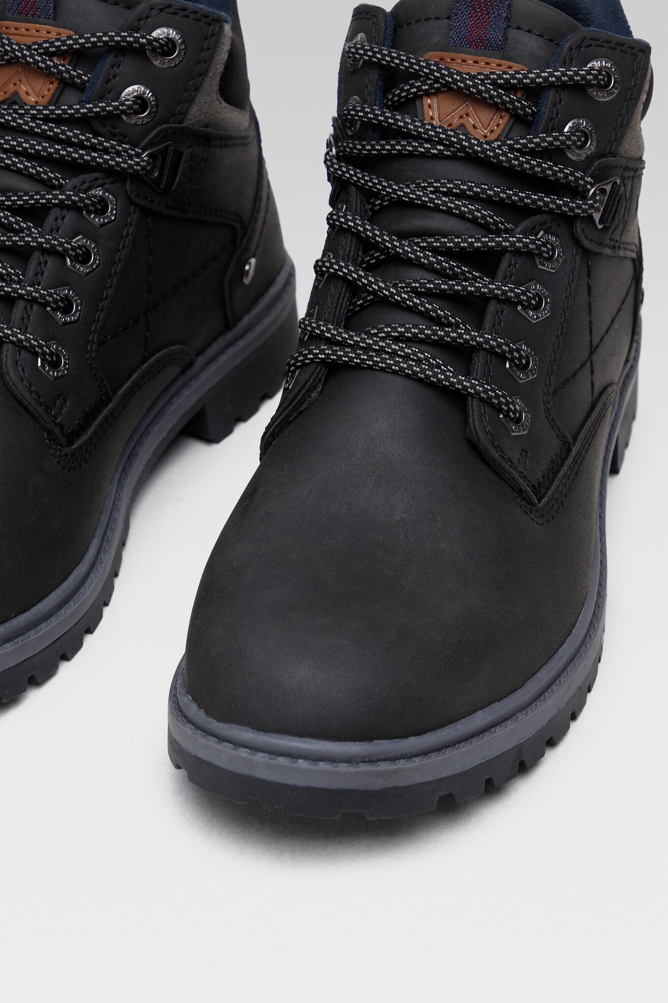 Trzewiki Wrangler WM12180M Czarny