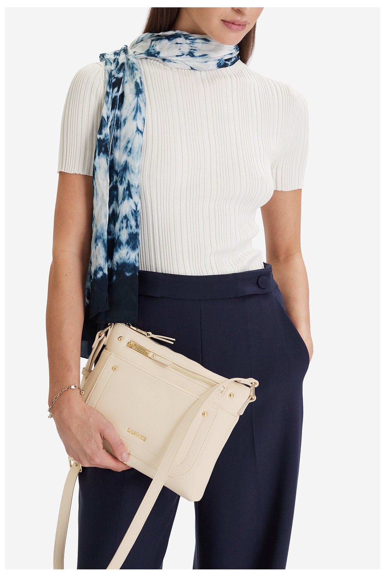 Дамска чанта Lasocki CEO-LSK-M-006-07 БЕЖОВ