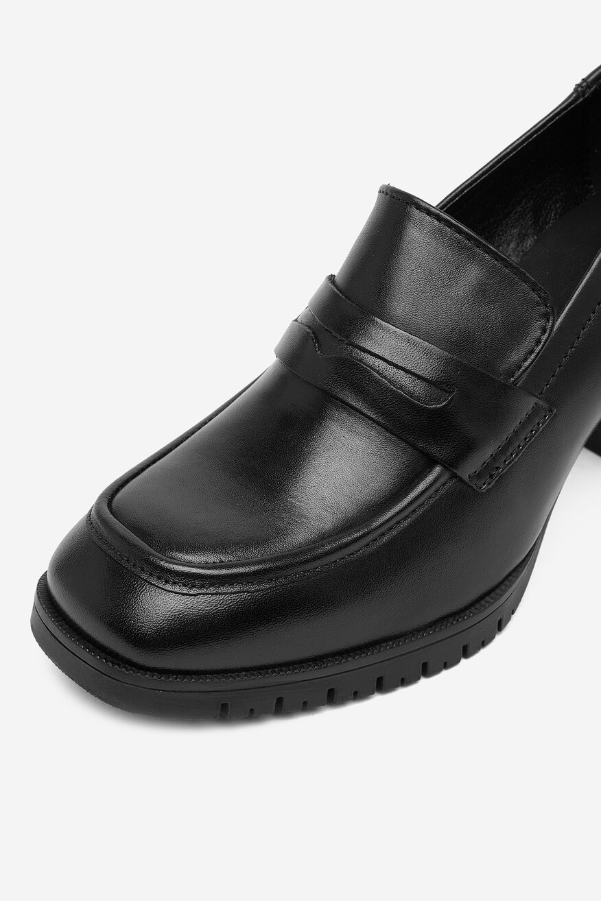 
                Lasocki - Loafersy skórzane na obcasie - 5906751354025