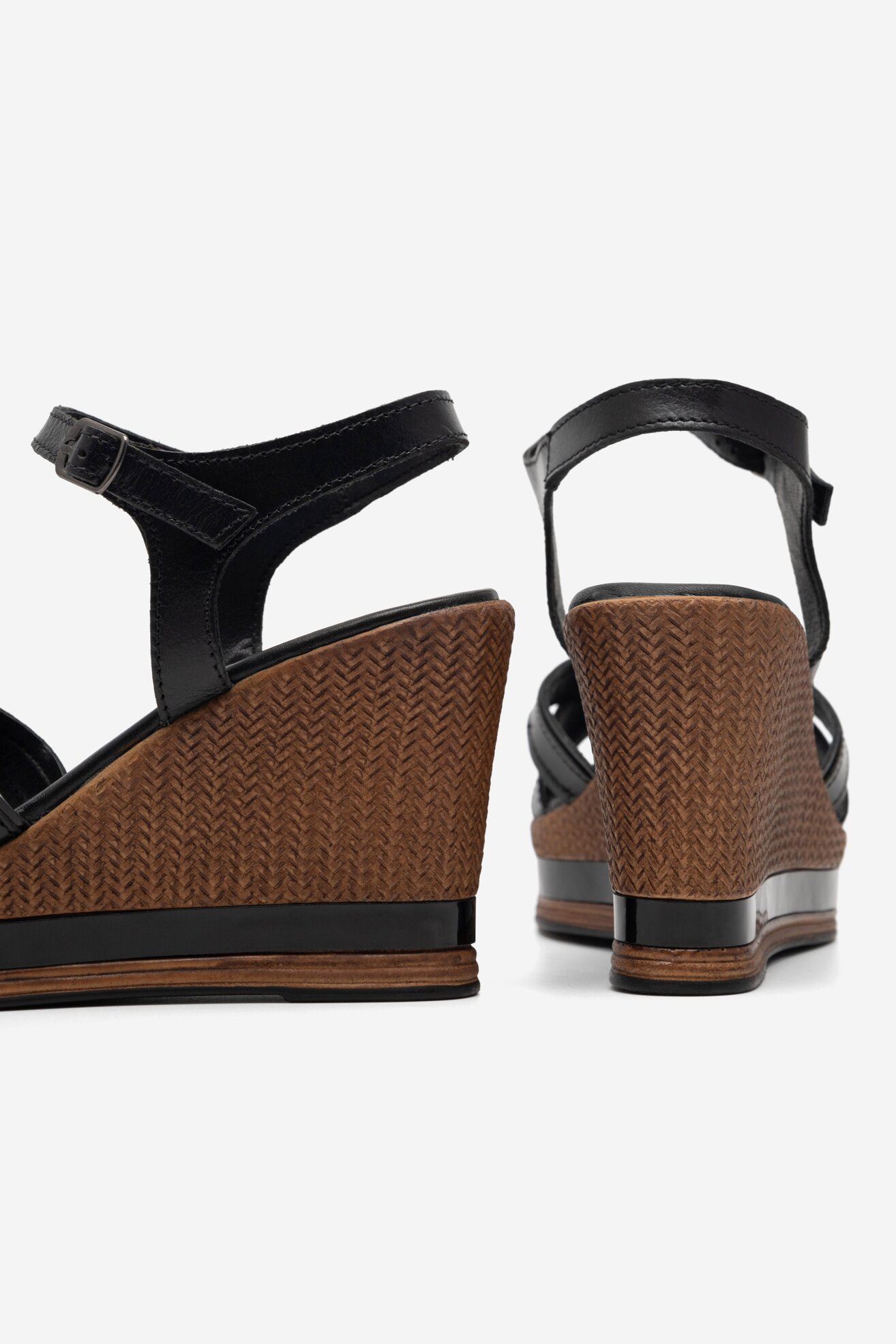 Сандали Lasocki CORTE WI23-CORTE-03 ЧЕРЕН