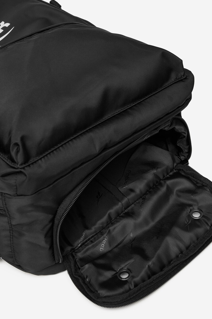 Batoh Reebok ČERNÁ - 5906751226094