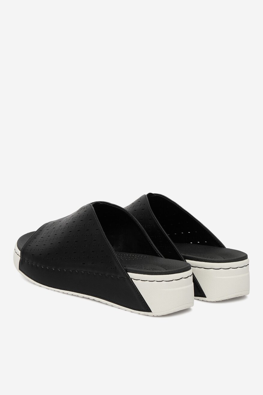 
                Go Soft - Klapki - 5906751996553