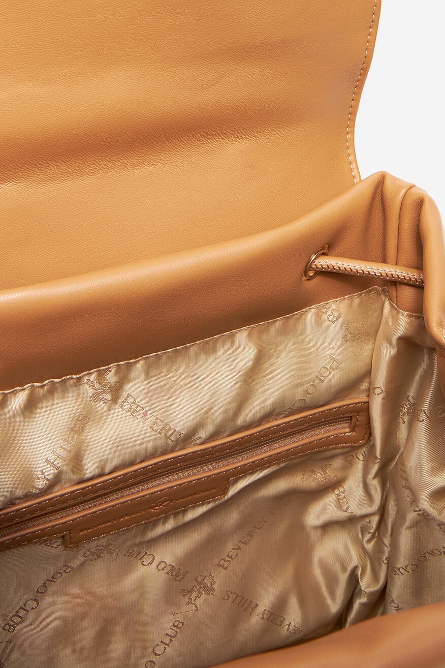 
                Beverly Hills Polo Club - Średni plecak miejski - 5906751287828