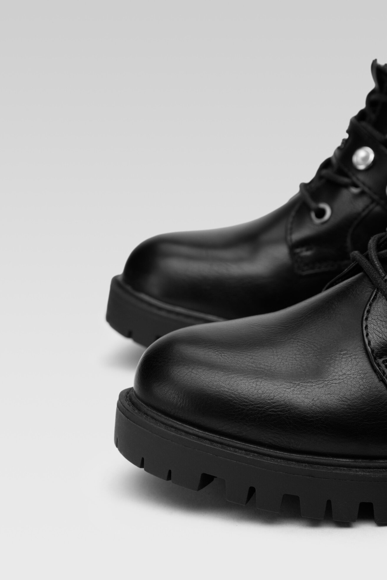 Trzewiki DeeZee WS5577-09 Czarny