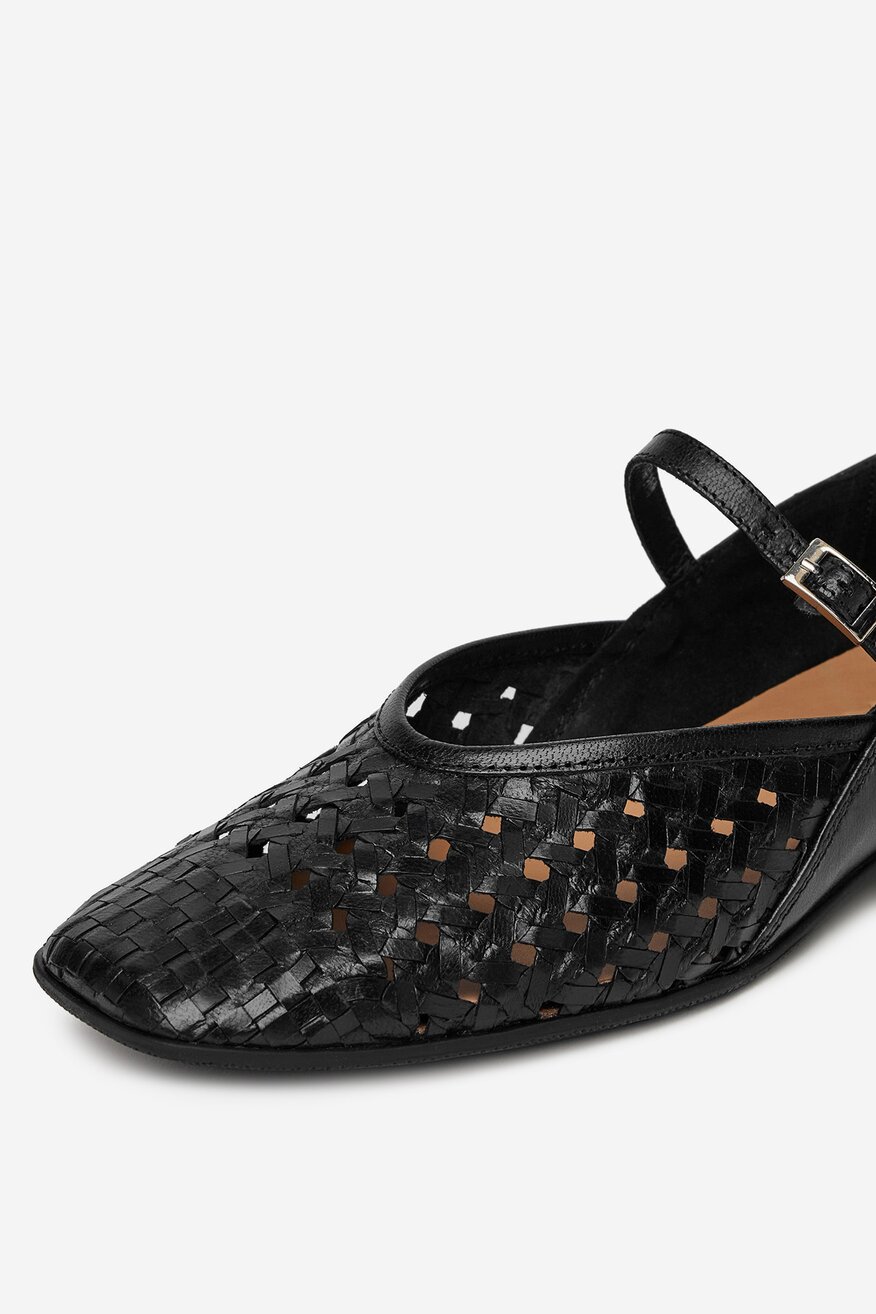 
                Балетки Lasocki ЧОРНИЙ - 5906751041918