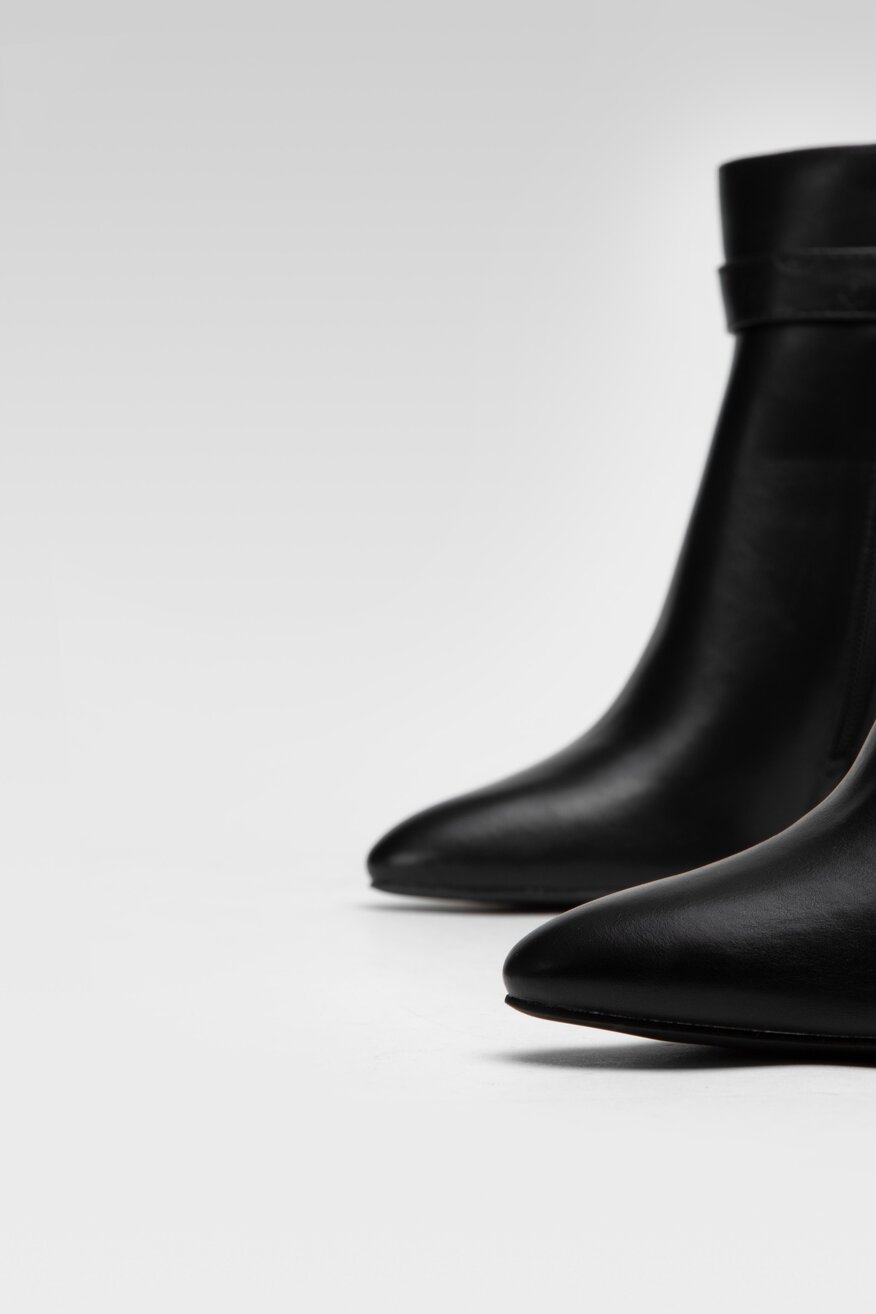 
                Quazi - Botki na obcasie - 5904862157061