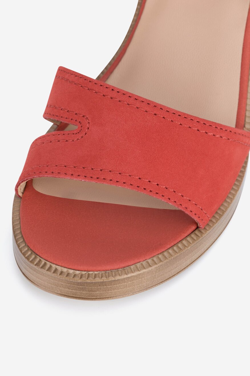 
                Lasocki - Sandały skórzane na słupku - 5905588698760