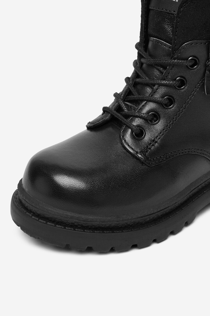 
                Черевики Badura ЧОРНИЙ - 5906751293782