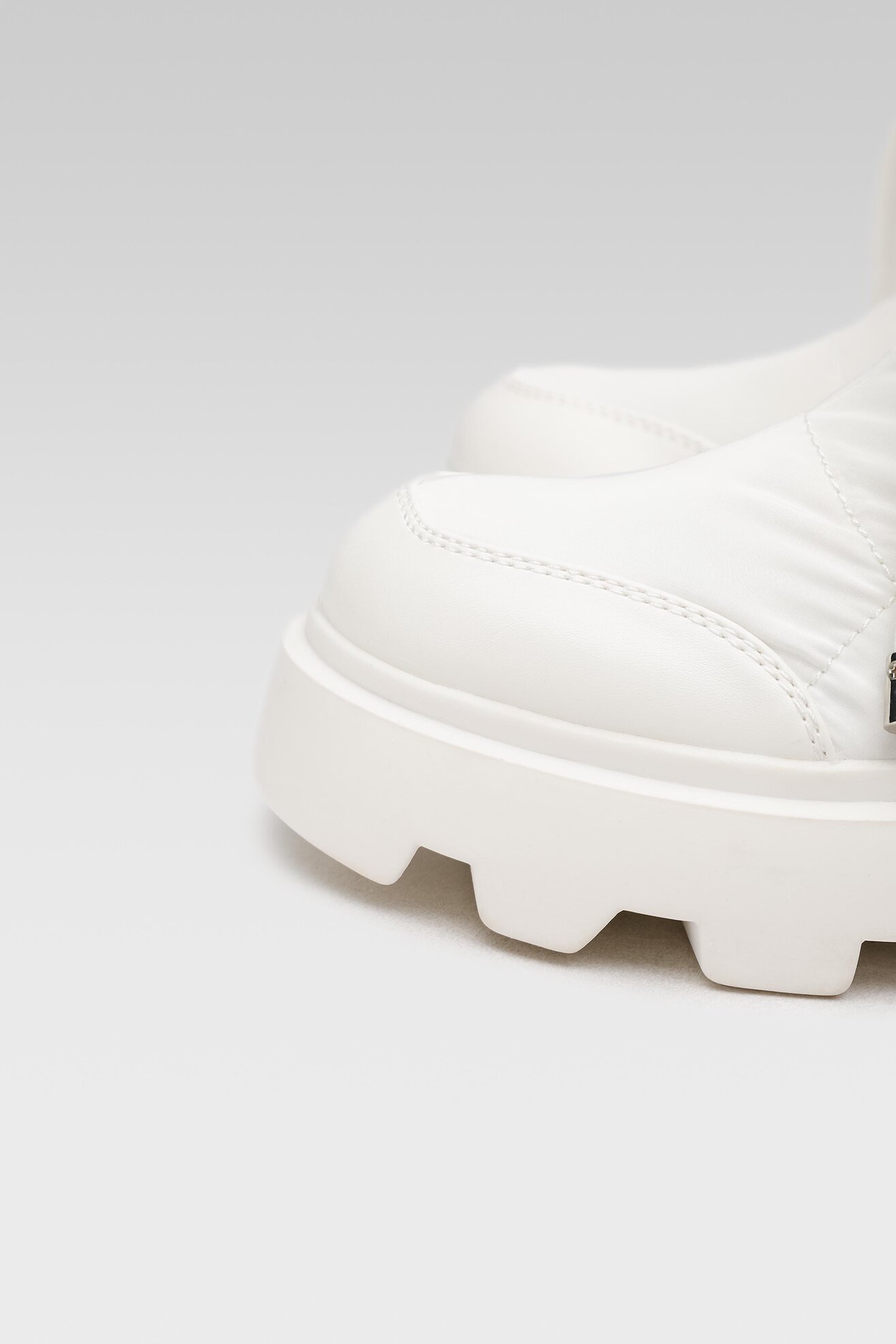 Botki DeeZee H2001-01 Biały