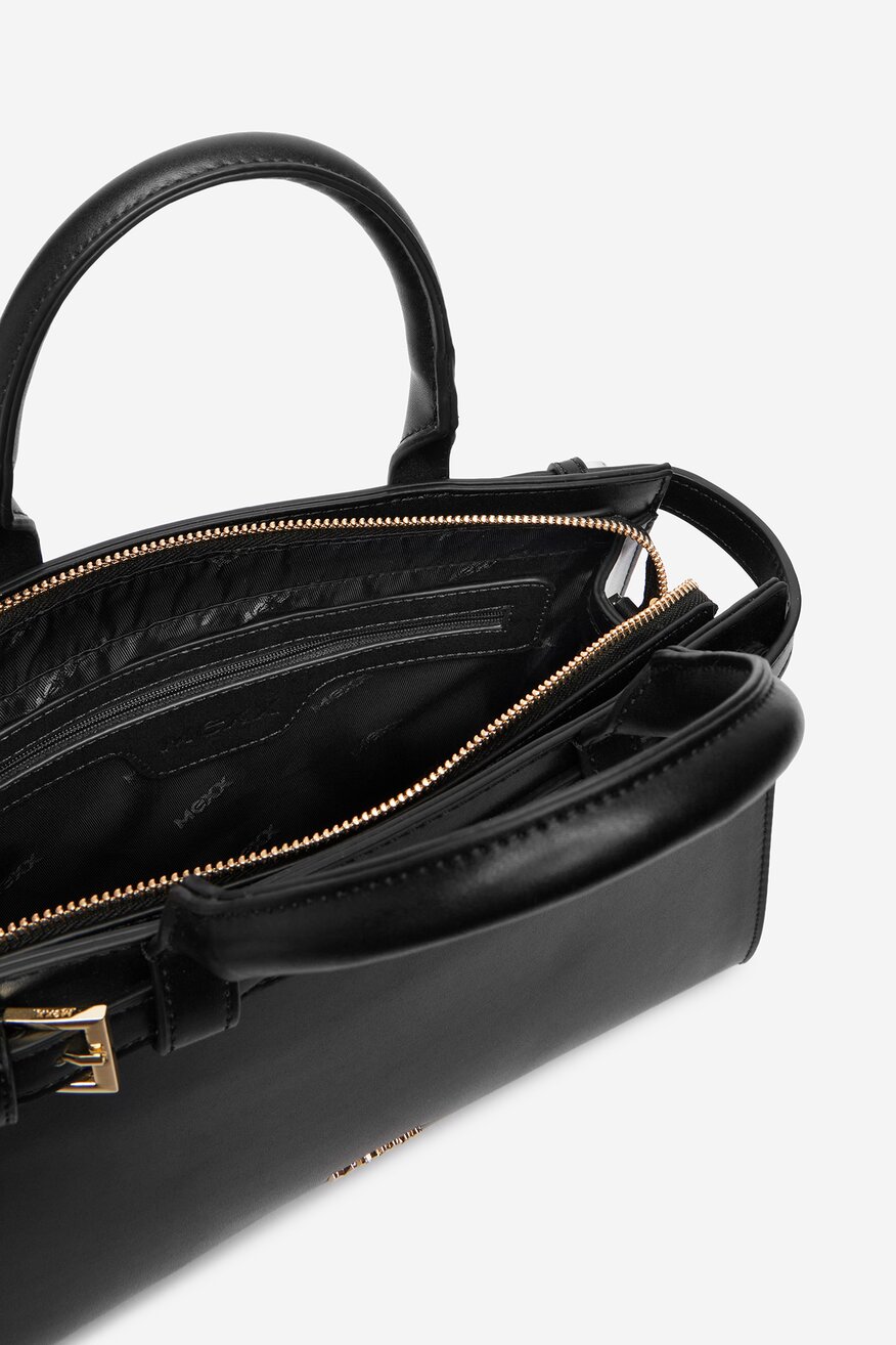 
                Сумка З Ремінцем Mexx ЧОРНИЙ - 5906751861905